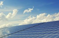 Schade door zonnepaneeldeeltjes zijn verzekerd op milieuschadeverzekering